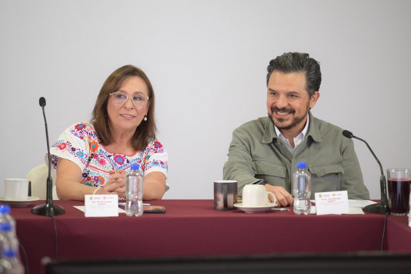 Rocío Nahle y Zoé Robledo coordinan acciones para garantizar atención médica de calidad en Veracruz
