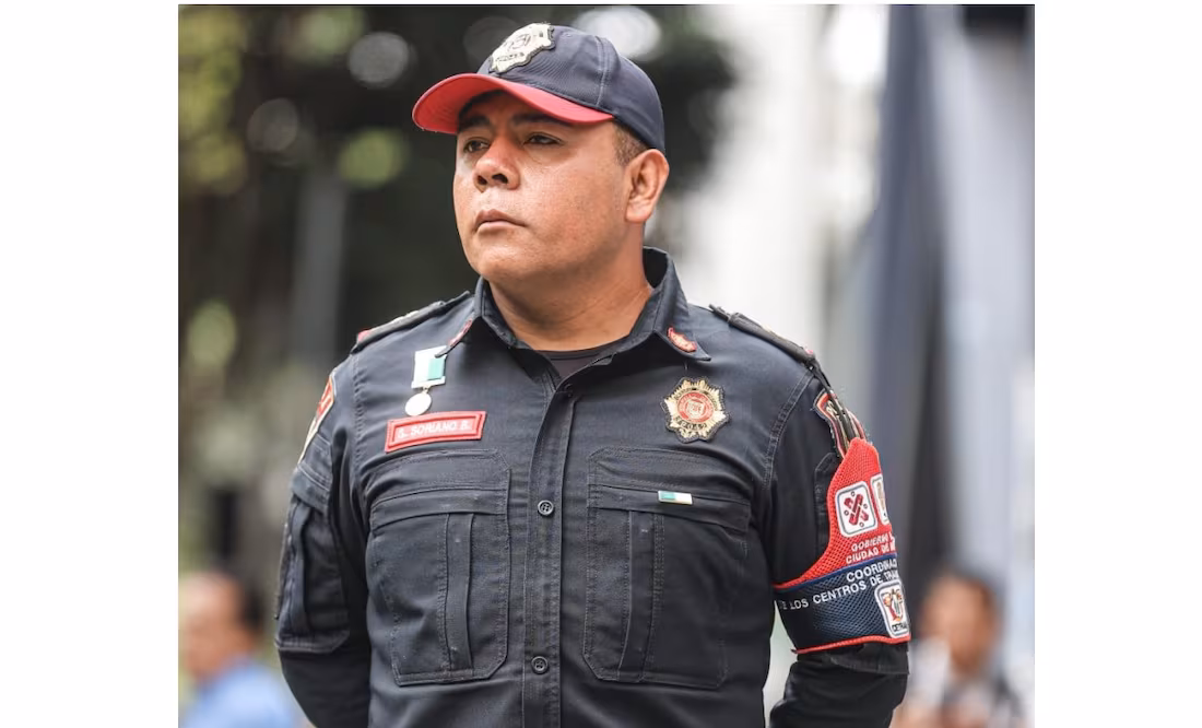 Tras entregar a la bebé en el nosocomio, el oficial regresó al paradero por la señora Alicia, ante el caos y la falta de ayuda médica, Sergio acompañó a la abuela en todo el trayecto a pie hasta el hospital del IMSS donde ya había entregado a la bebé Jazmín.  Al preguntarle al oficial si se considera un héroe, tajante dice que no, prefiere reconoce