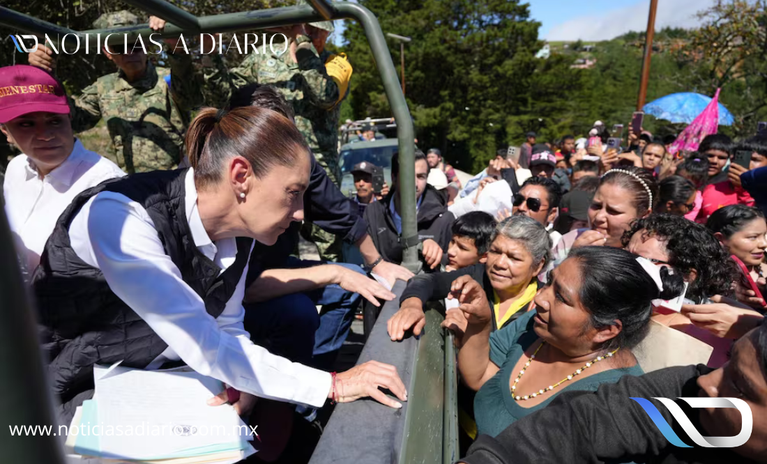 Sheinbaum inicia en Querétaro segundo día de recorrido tras lluvias; hay presupuesto para apoyar a familias, afirma