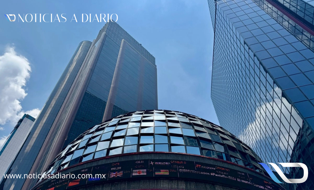 Peso se aprecia; las buenas notas corporativas animan a inversionistas